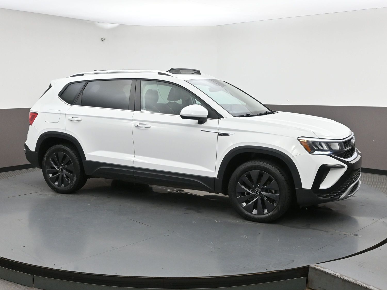 2024 Volkswagen Taos