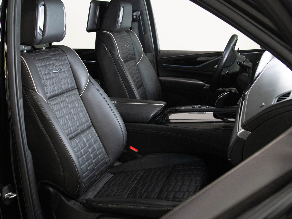 2023 Cadillac Escalade ESV V-Series, Toronto, Cash