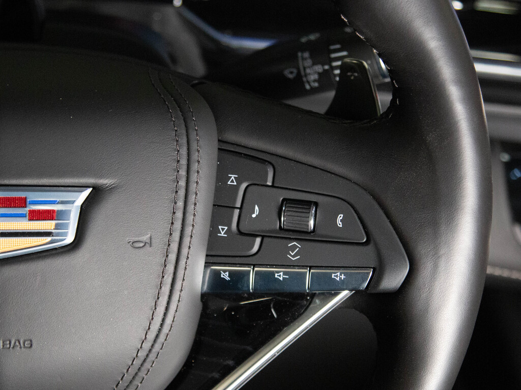 2023 Cadillac Escalade ESV V-Series, Toronto, Cash