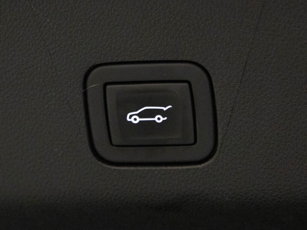 2023 Cadillac Escalade ESV V-Series, Toronto, Cash