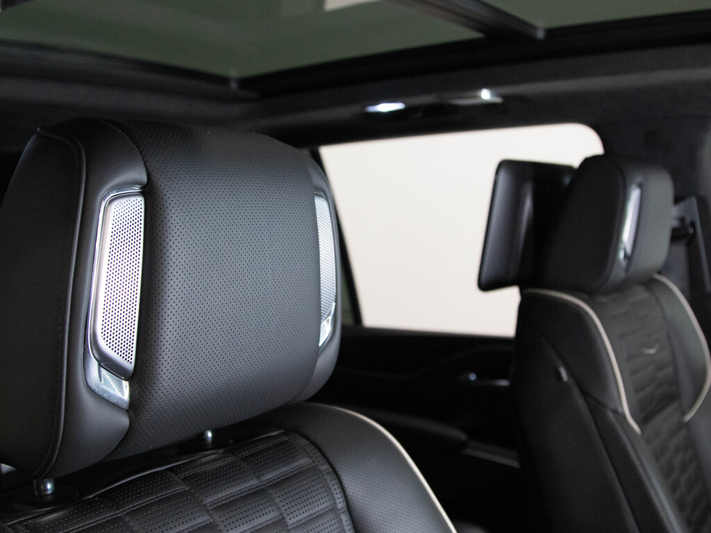 2023 Cadillac Escalade ESV V-Series, Toronto, Cash