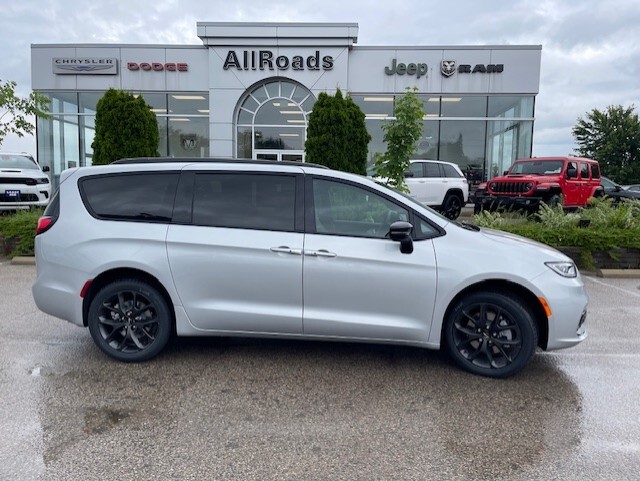 2026 Chrysler Pacifica