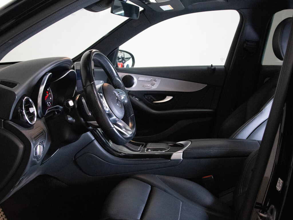 2022 Mercedes-Benz GLC 300 4MATIC, Toronto, Cash