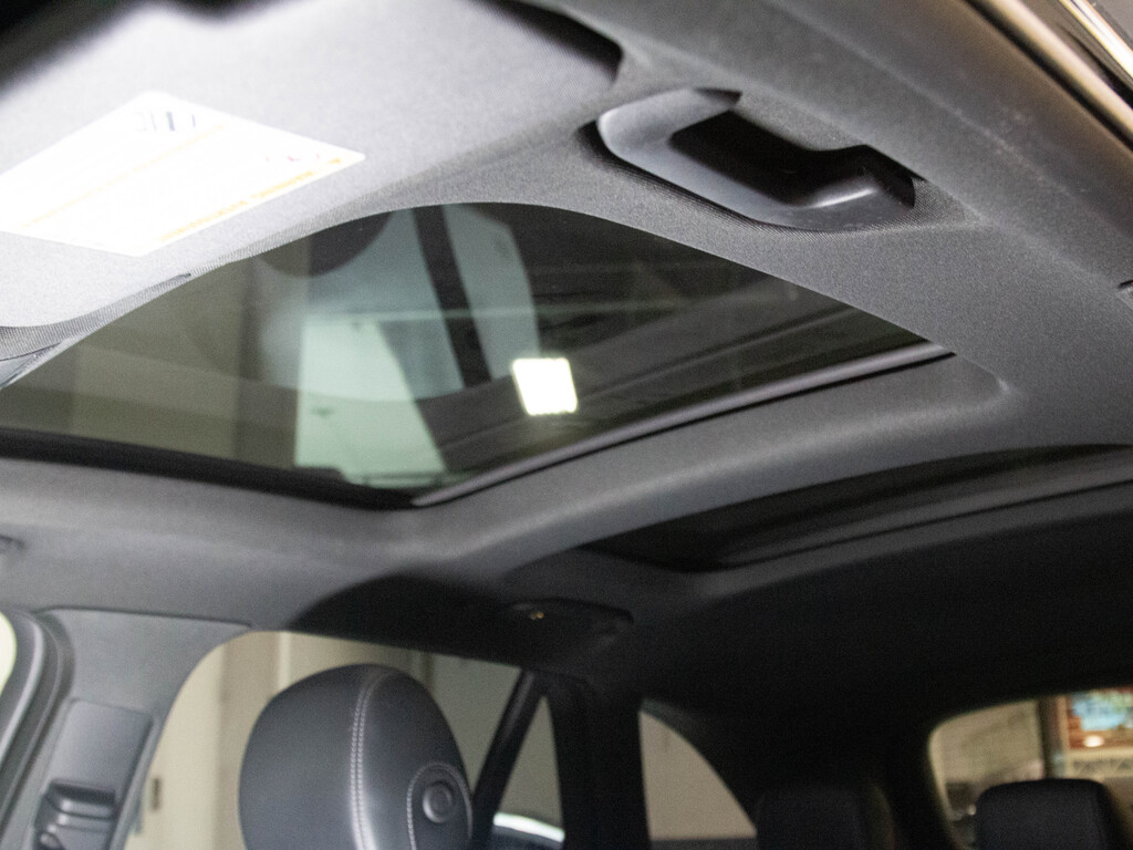 2022 Mercedes-Benz GLC 300 4MATIC, Toronto, Cash