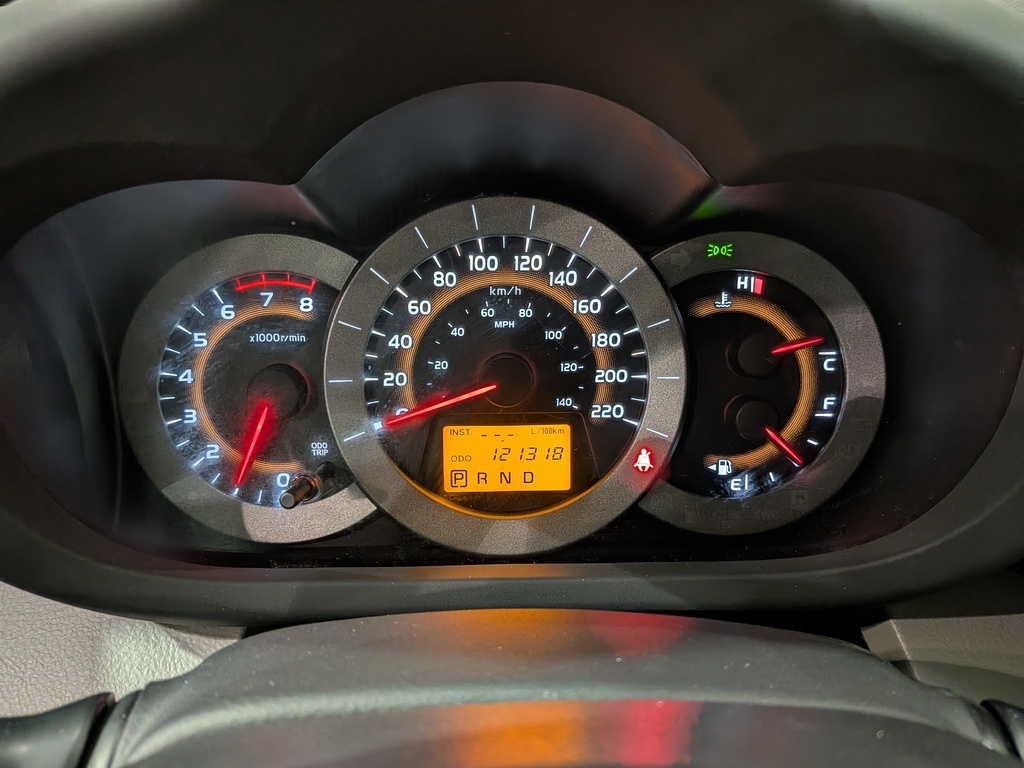 Toyota RAV4 2011