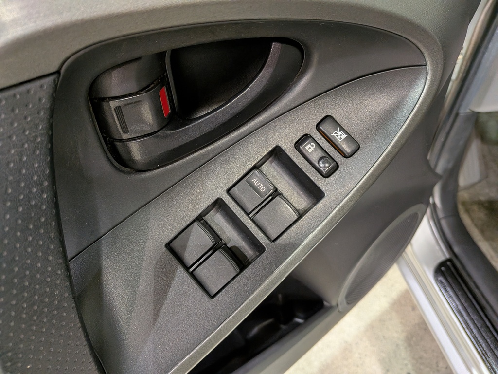 Toyota RAV4 2011
