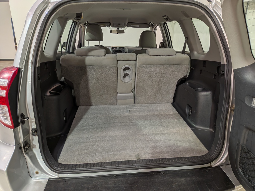 Toyota RAV4 2011
