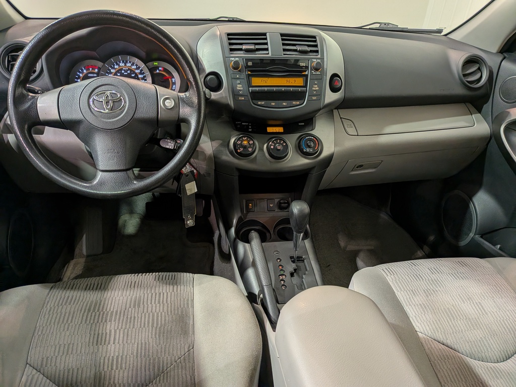 Toyota RAV4 2011