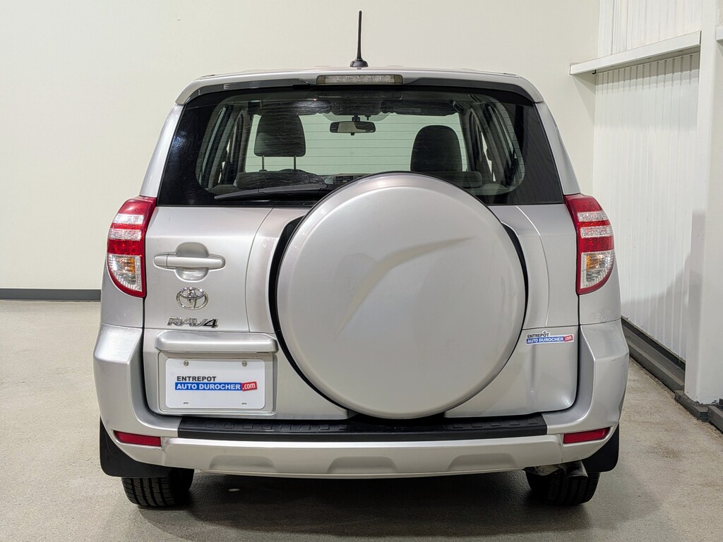 Toyota RAV4 2011