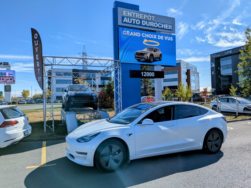 Tesla Model 3 2020