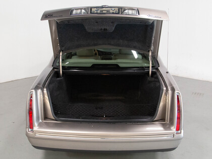 used 1999 Cadillac Concours car, priced at $12,900