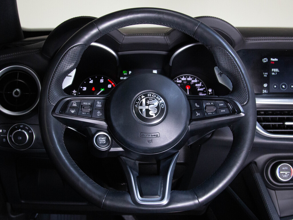 2022 Alfa Romeo Stelvio Ti Veloce AWD, 多伦多, 全款车