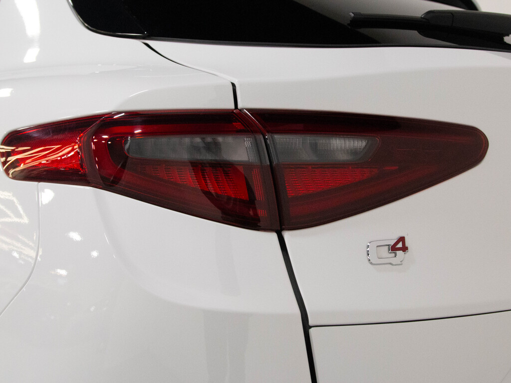 2022 Alfa Romeo Stelvio Ti Veloce AWD, 多伦多, 全款车