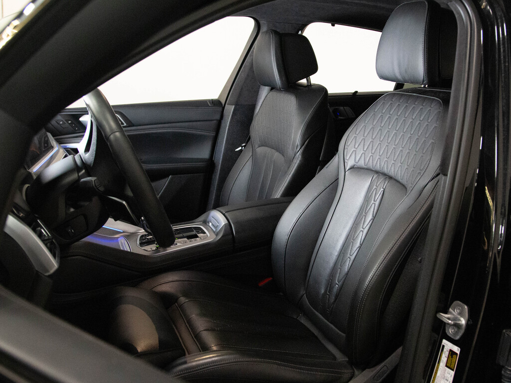 2021 BMW X6 M50i, 多伦多, 全款车