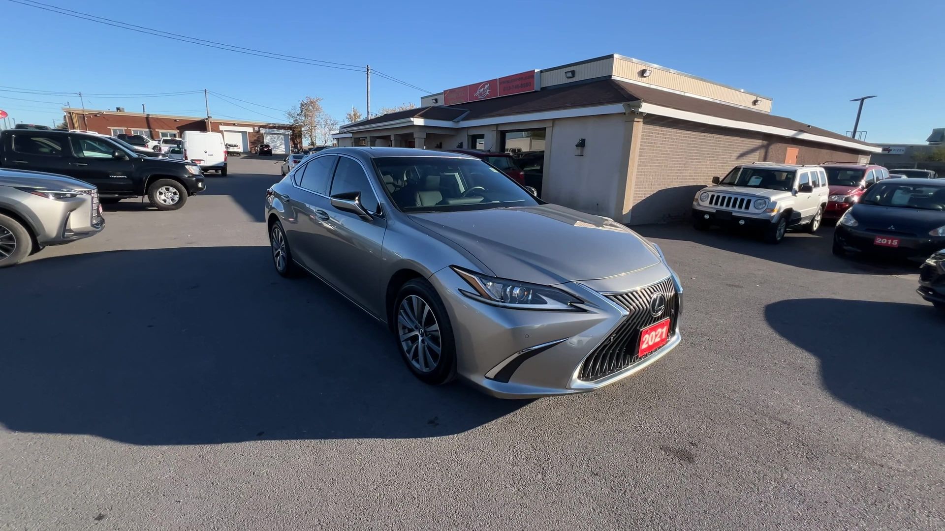 2021 Lexus ES