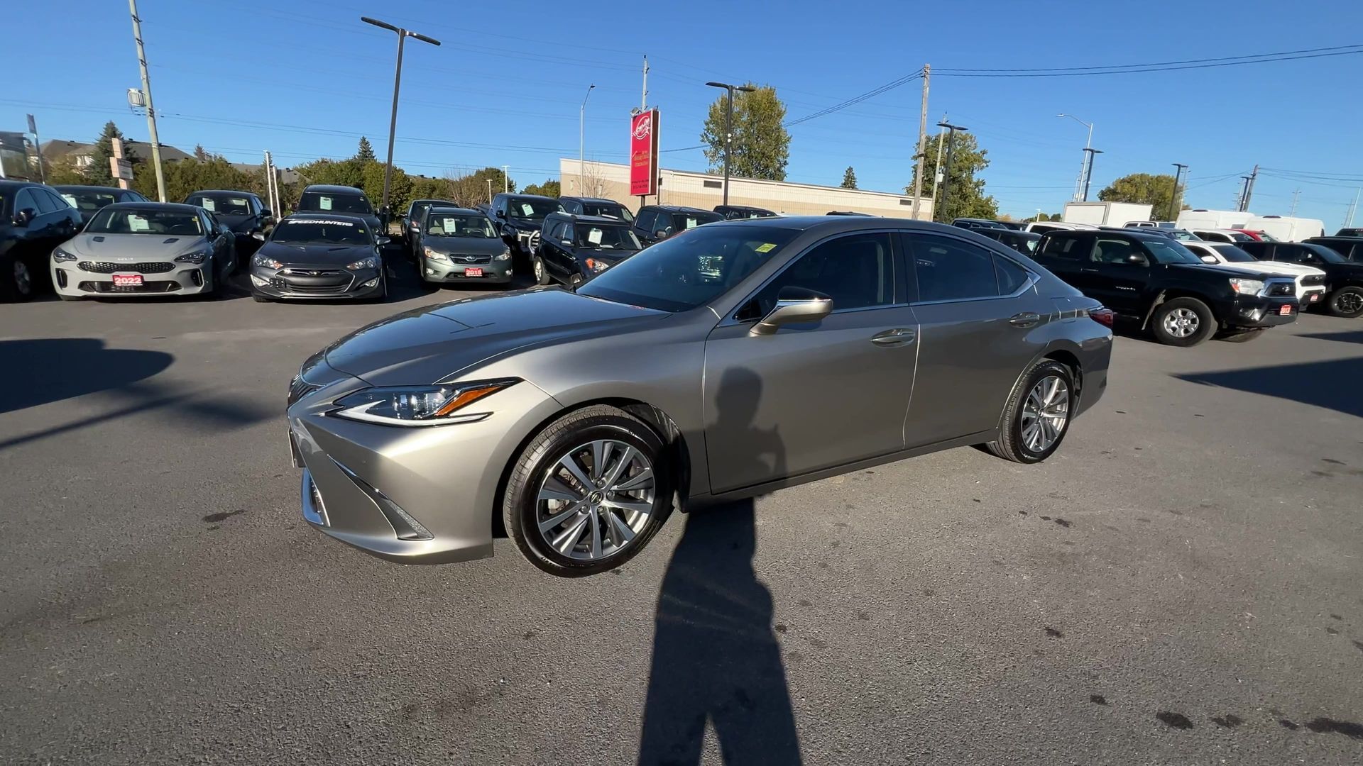 2021 Lexus ES