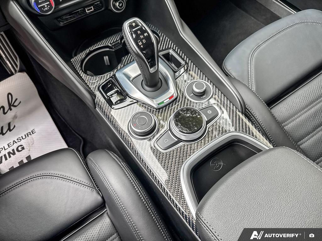 2023 Alfa Romeo Giulia Quadrifoglio RWD, 温哥华, 全款车