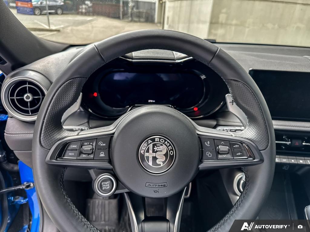 2024 Alfa Romeo Tonale Veloce EAWD, Vancouver, Cash