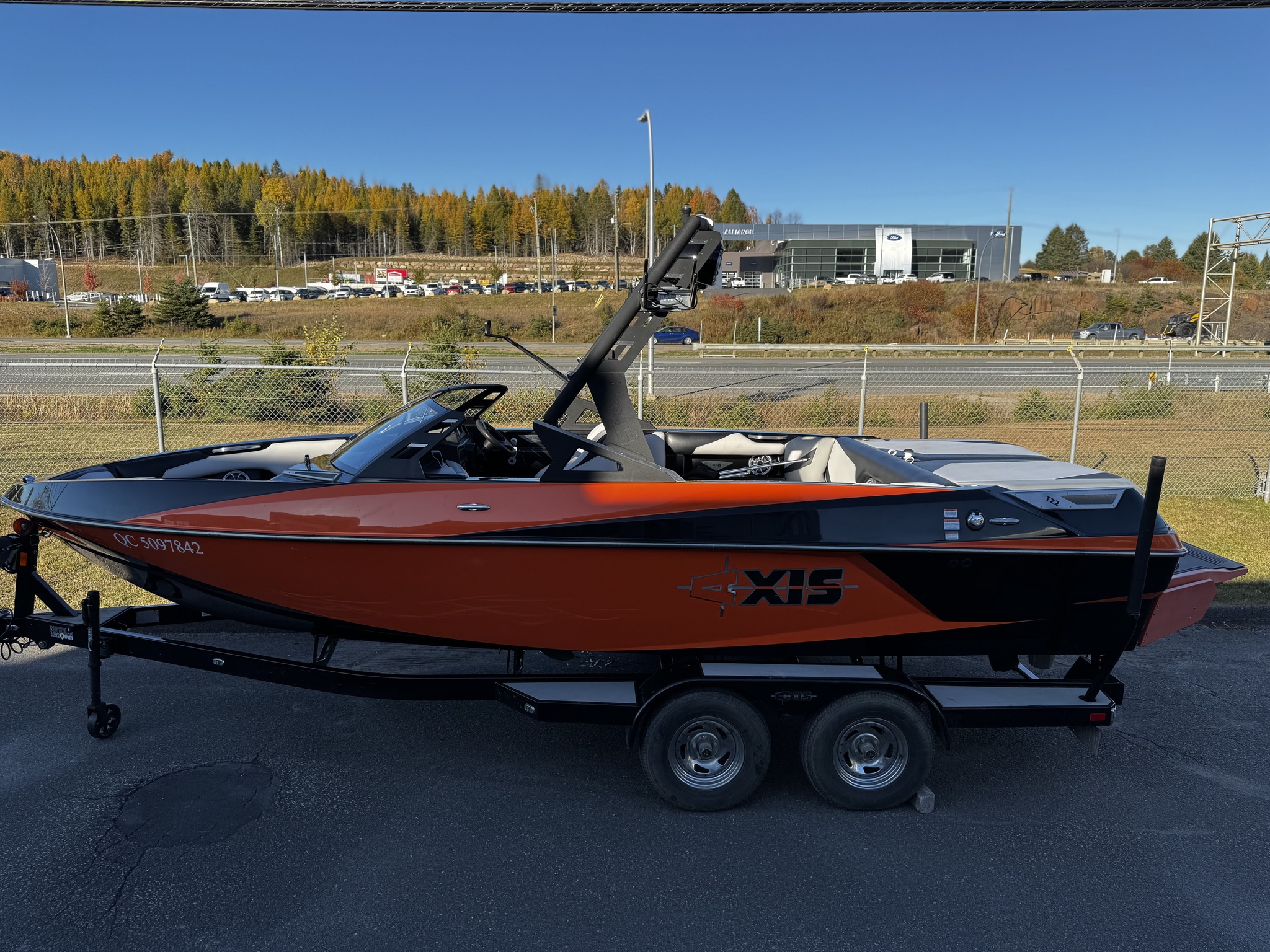 2016 Axis T22