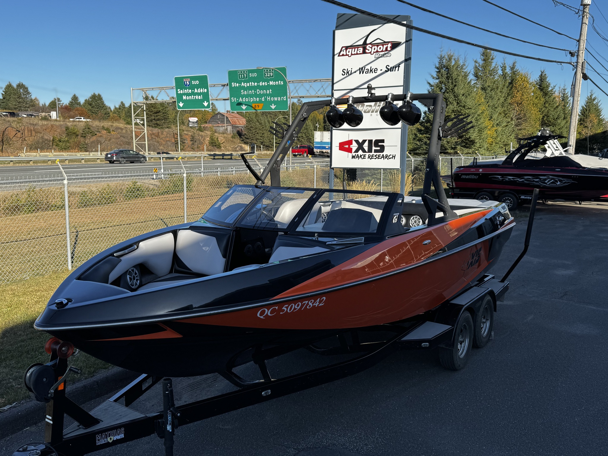 2016 Axis T22