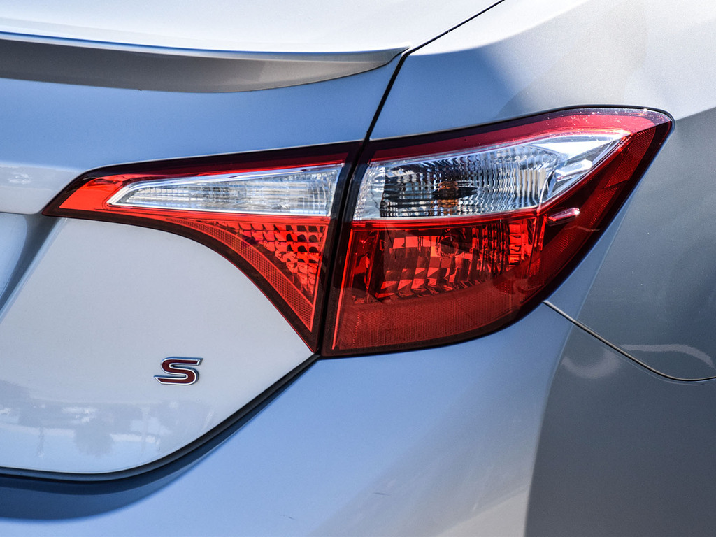 2015 Toyota Corolla CE, Toronto, Cash