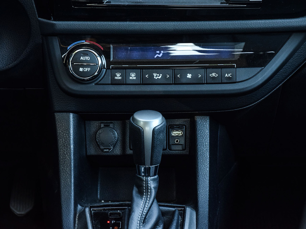 2015 Toyota Corolla CE, Toronto, Cash
