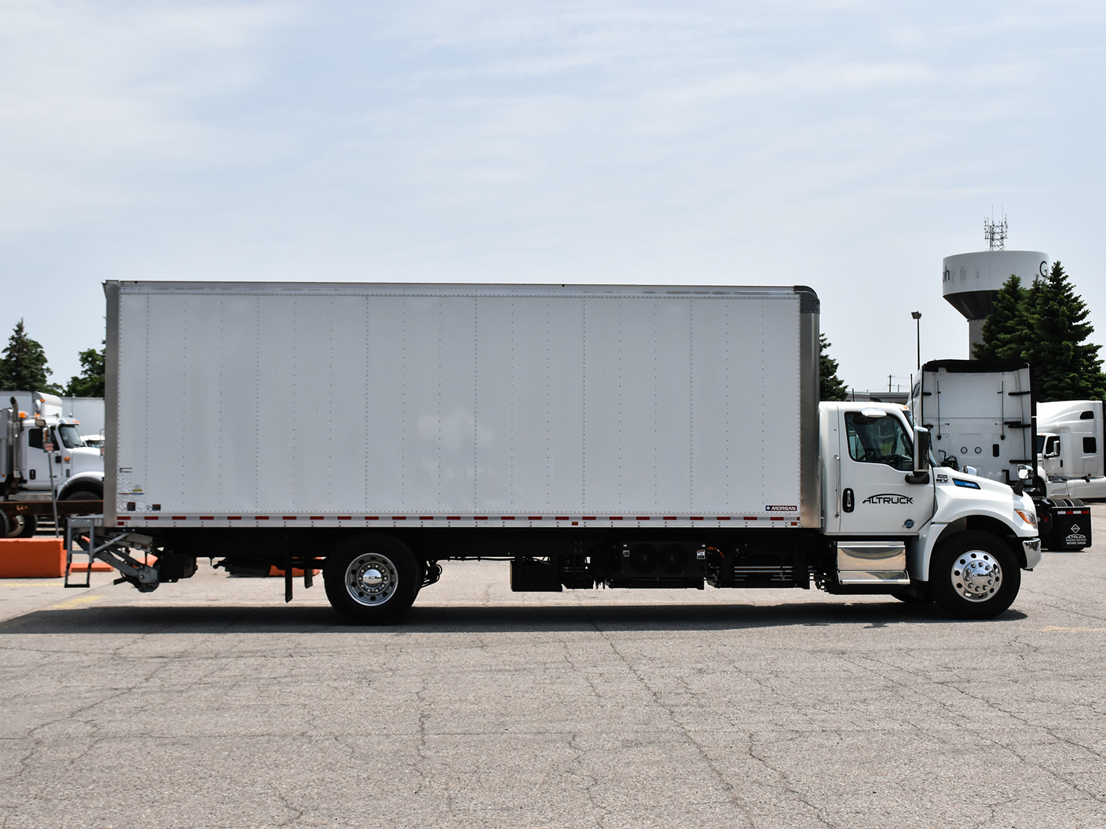 2024 International Electric MV Series