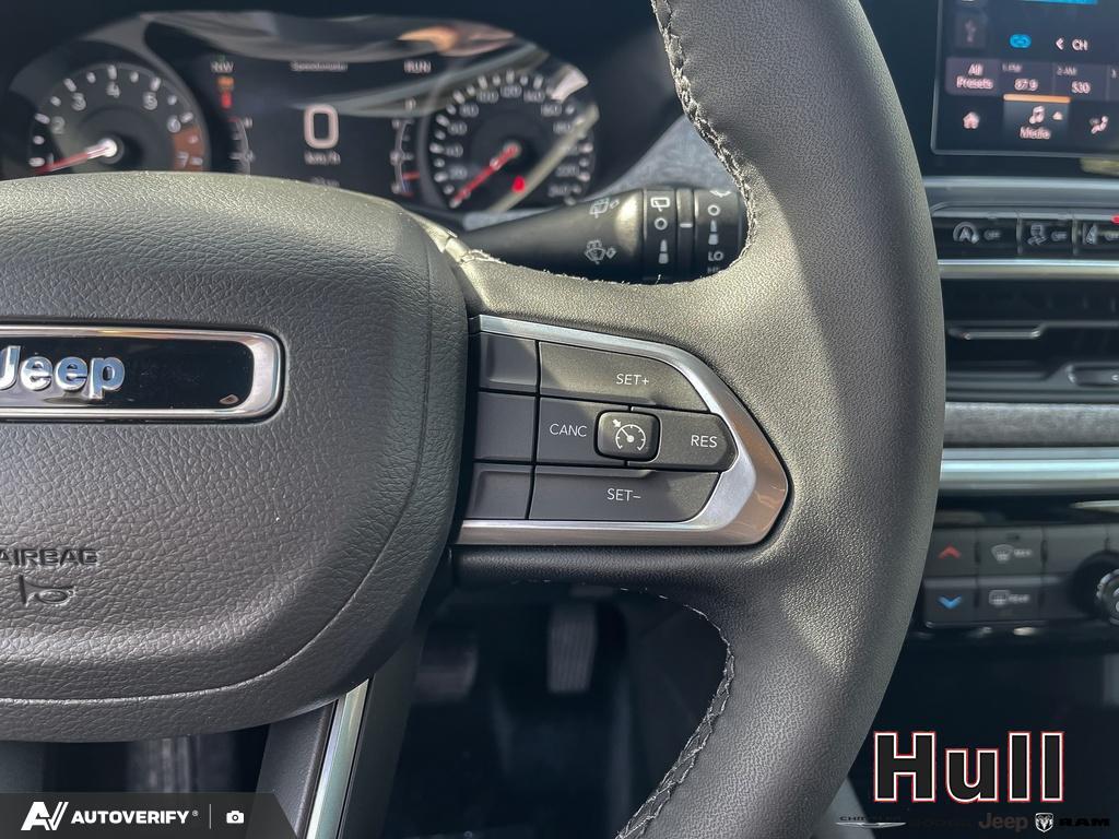 2025 Jeep Compass North, Toronto, Cash