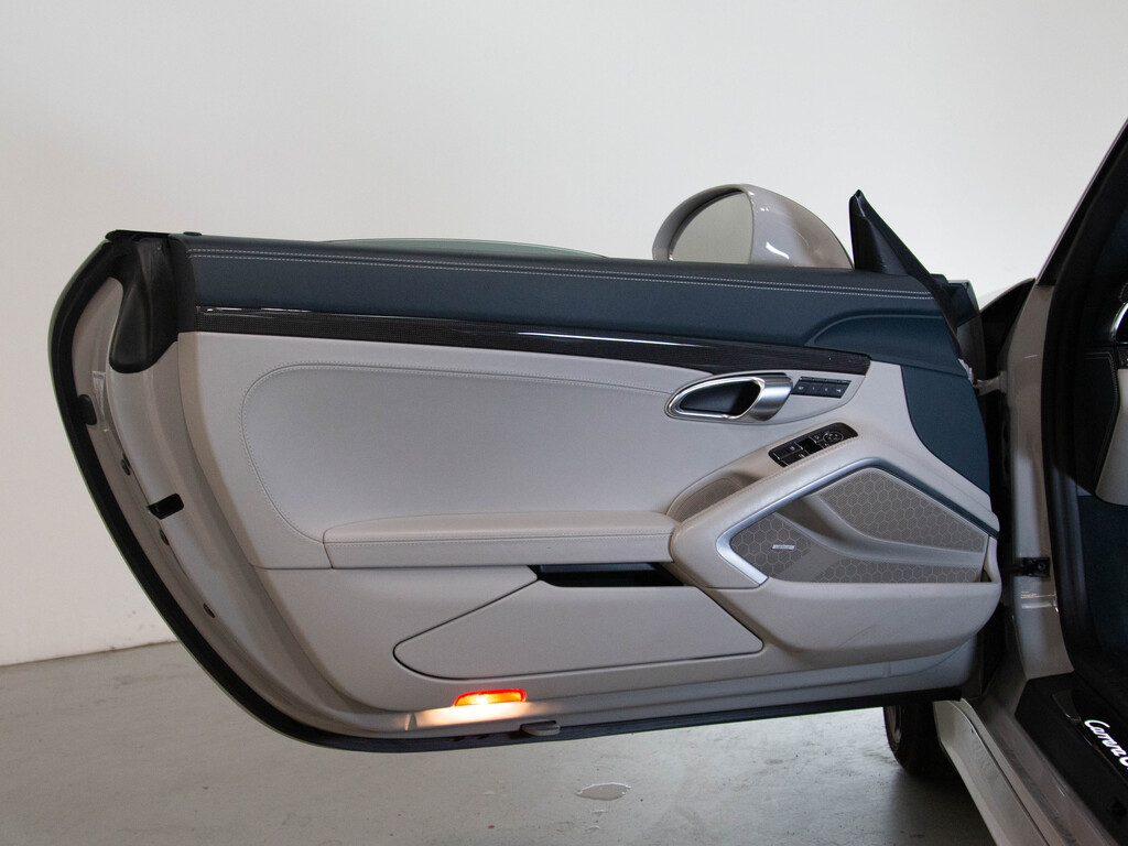 2019 Porsche 911 CARRERA   GTS   CARBON FIBRE   BOSE   20"RIM, 多伦多, 全款车