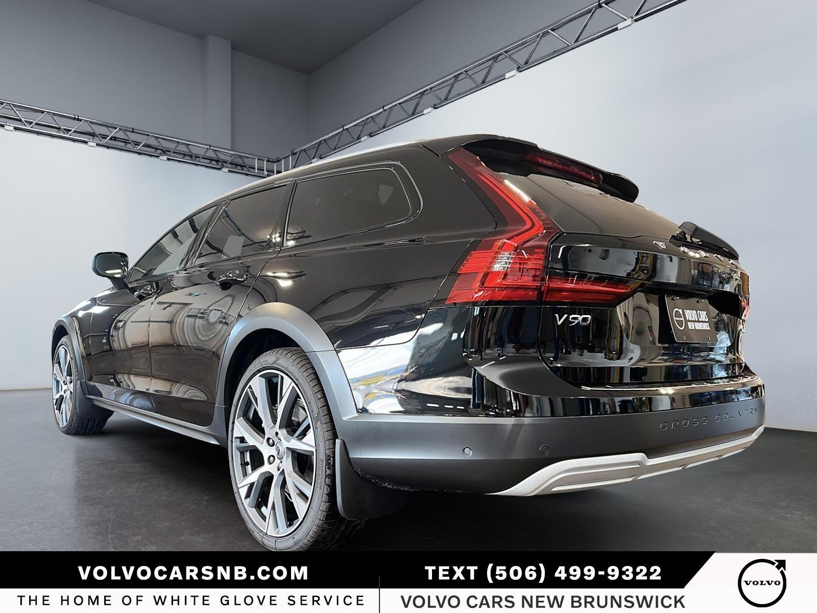 2026 Volvo V90 Cross Country