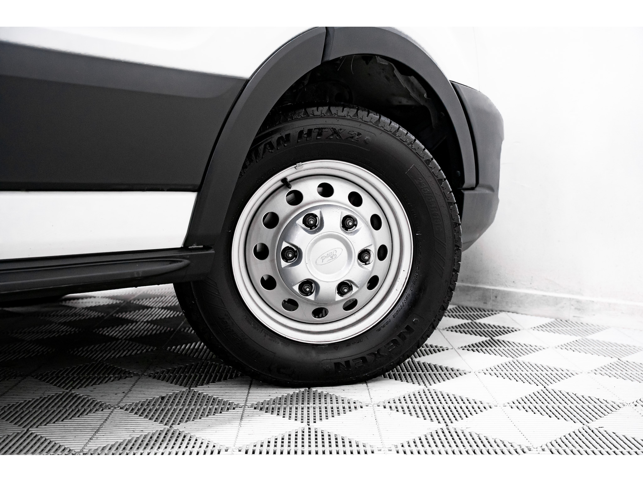 2022 Ford Transit Cargo Van