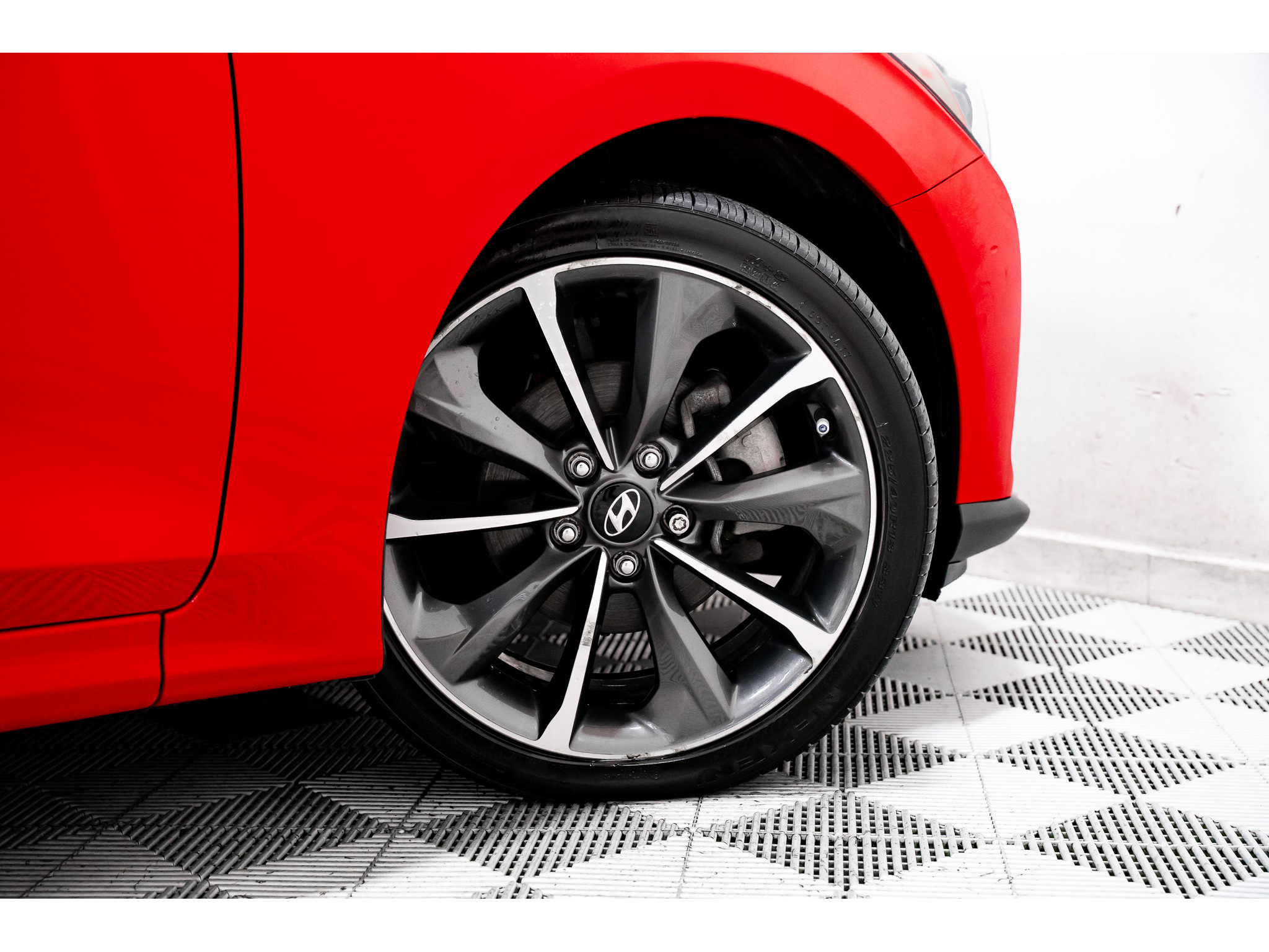 2020 Hyundai Veloster