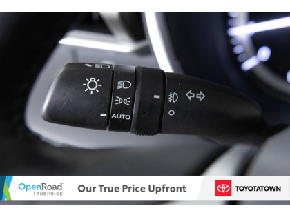 used 2023 Toyota Highlander car, priced at $47,998