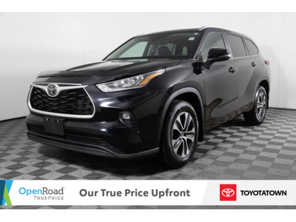 used 2023 Toyota Highlander car, priced at $47,998