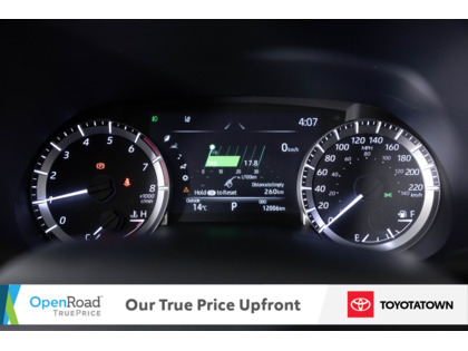 used 2023 Toyota Highlander car, priced at $47,998