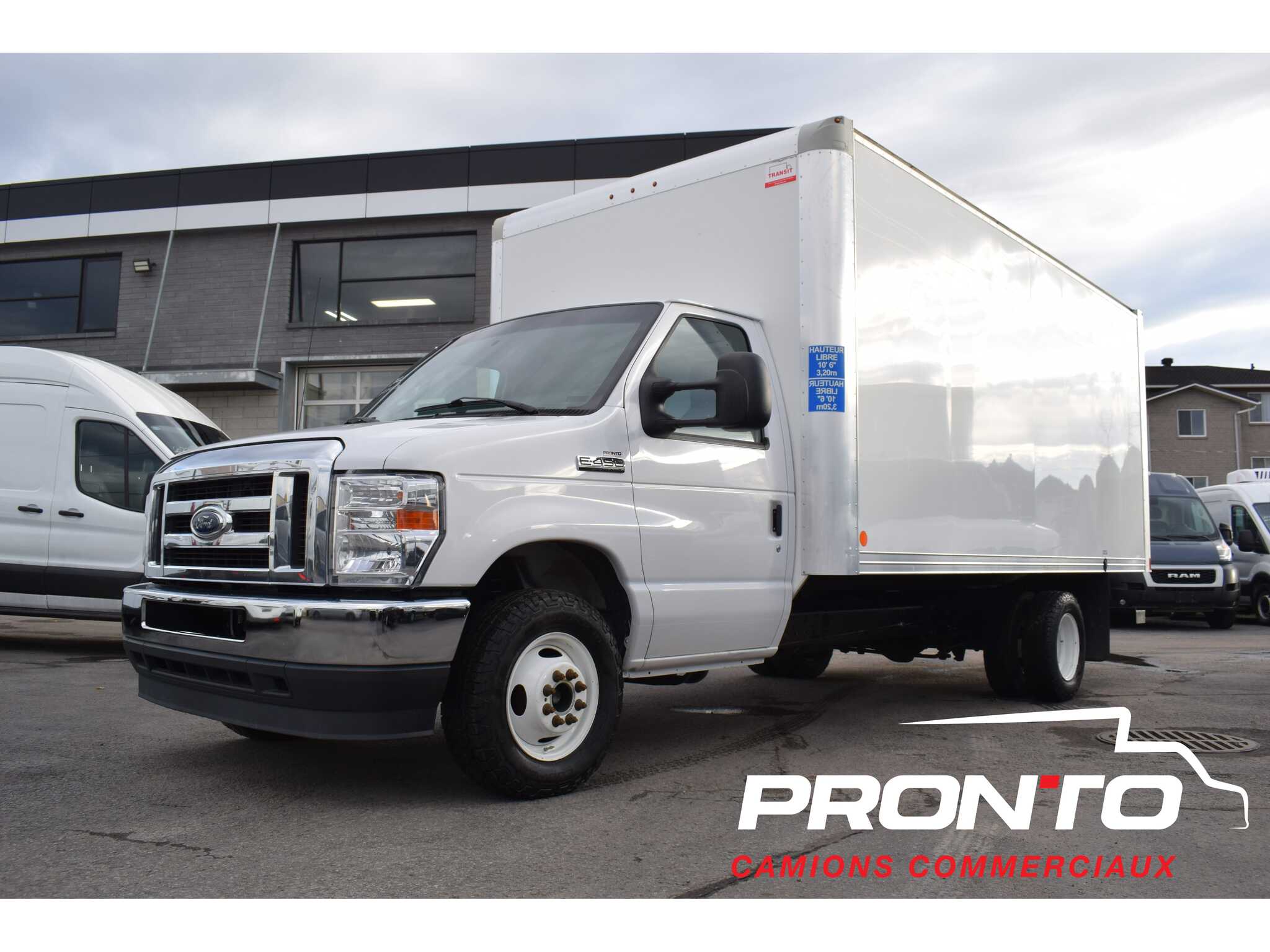 2022 Ford E-Series Cutaway