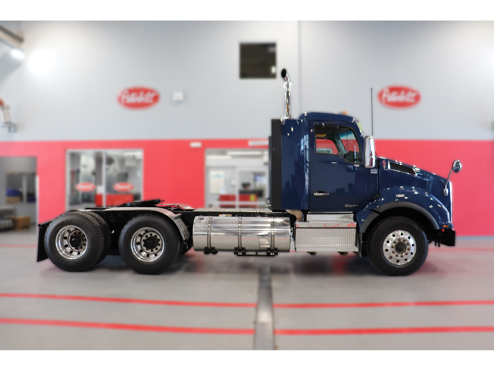 2019 Kenworth T-880 Daycab