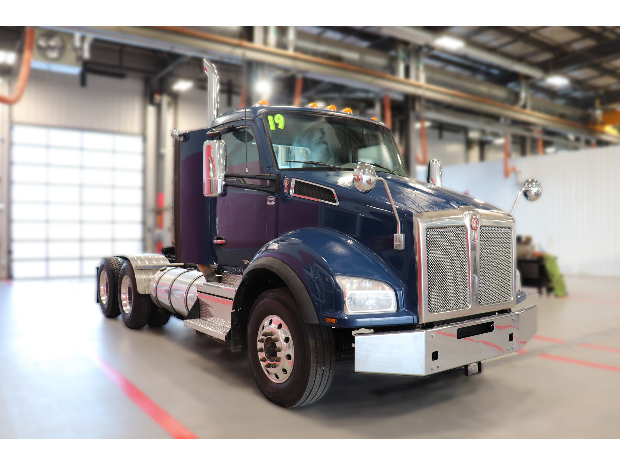 2019 Kenworth T-880 Daycab