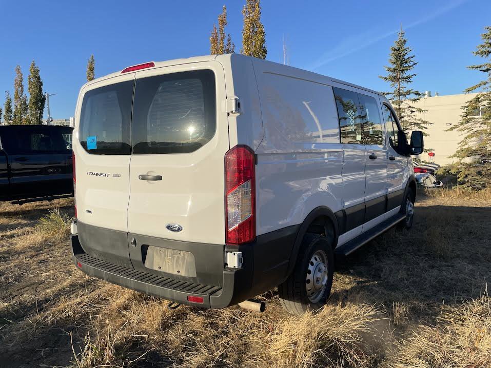 2023 Ford Transit Cargo Van