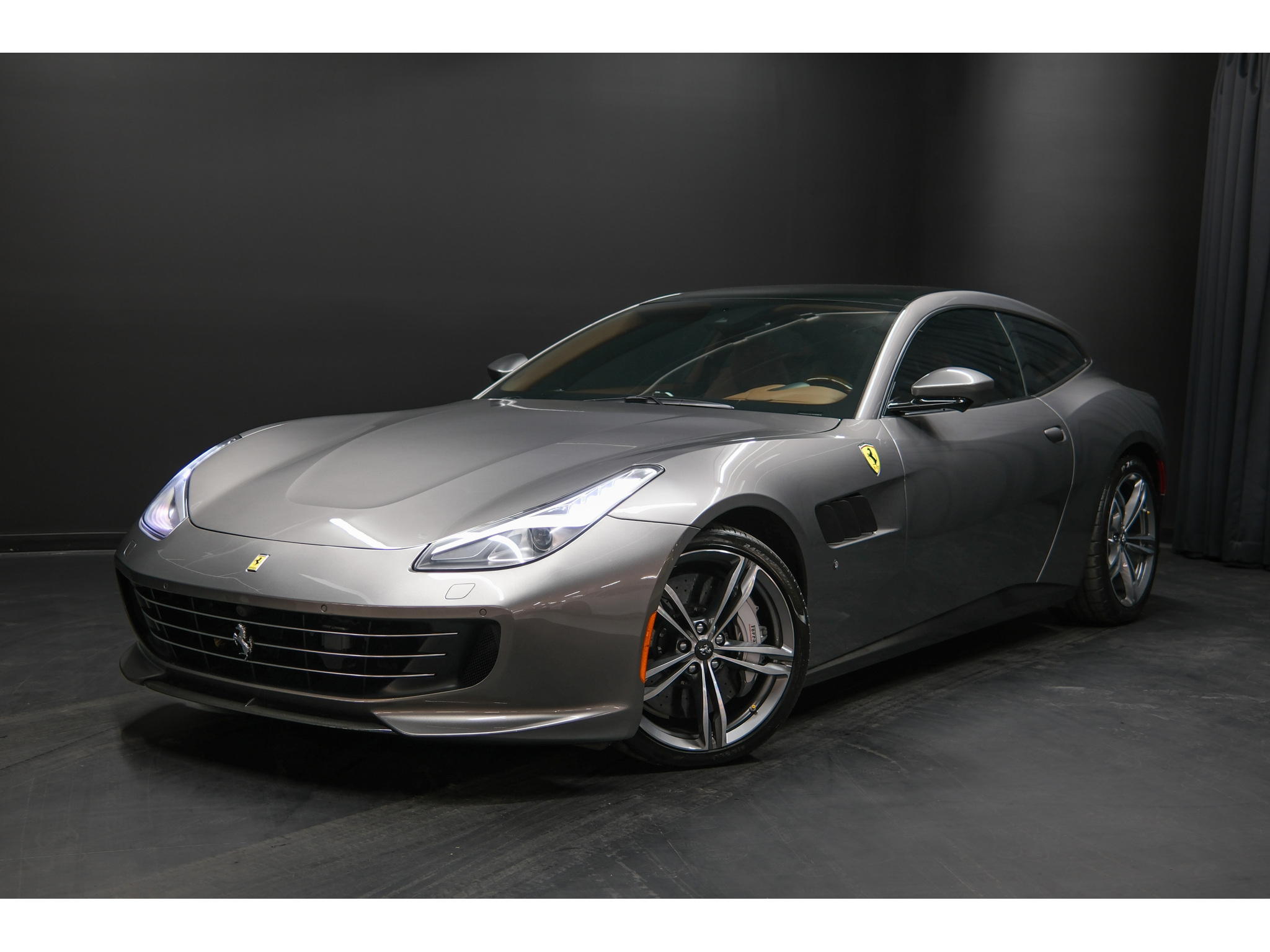 2020 Ferrari GTC4Lusso