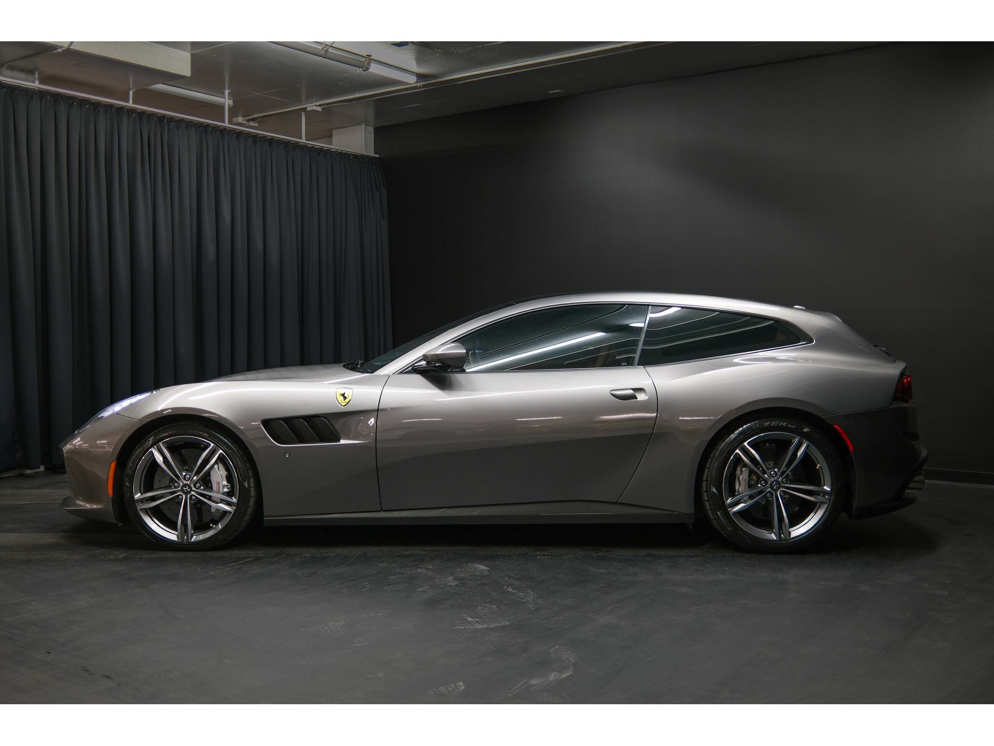 2020 Ferrari GTC4Lusso