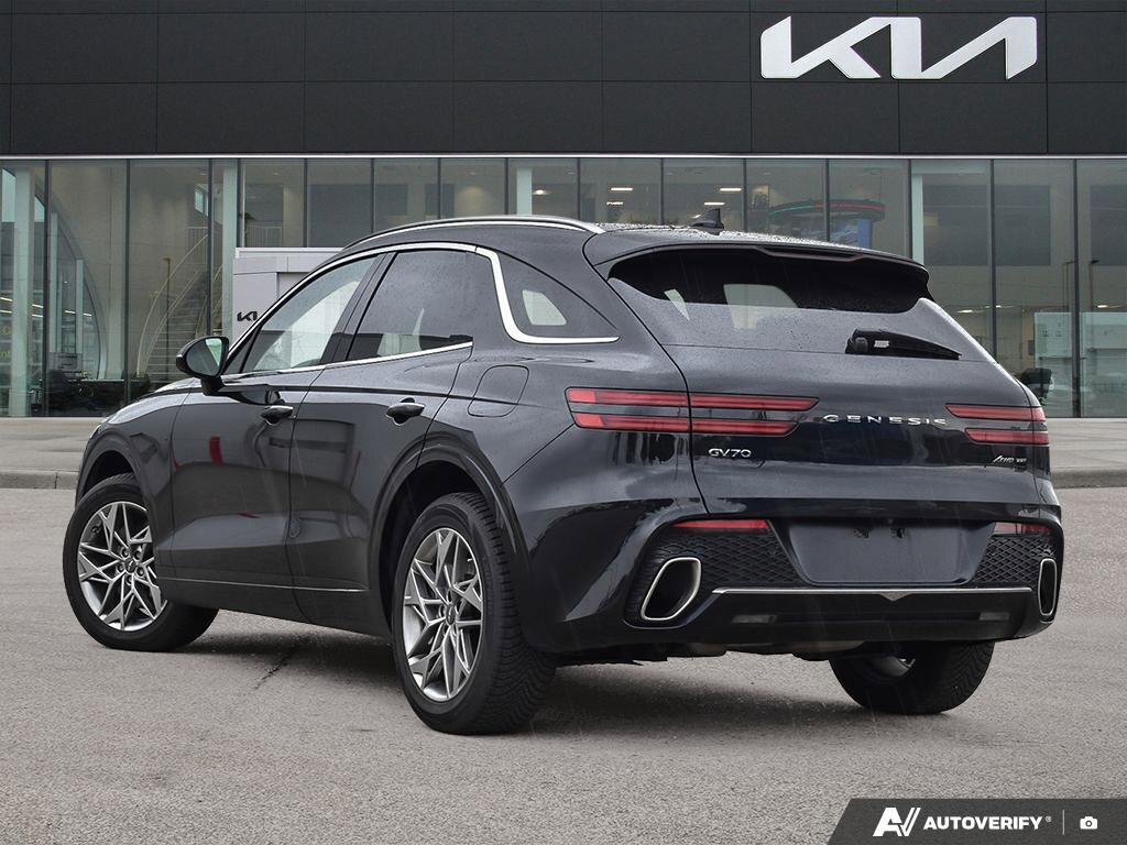 2023 Genesis GV70