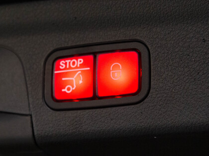 used 2024 Mercedes-Benz GLE car, priced at $80,900