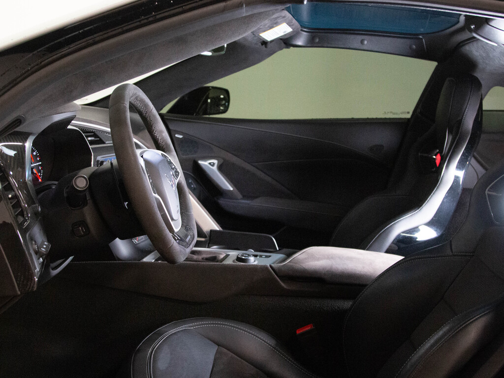 2016 Chevrolet Corvette Stingray Z51, Toronto, Cash