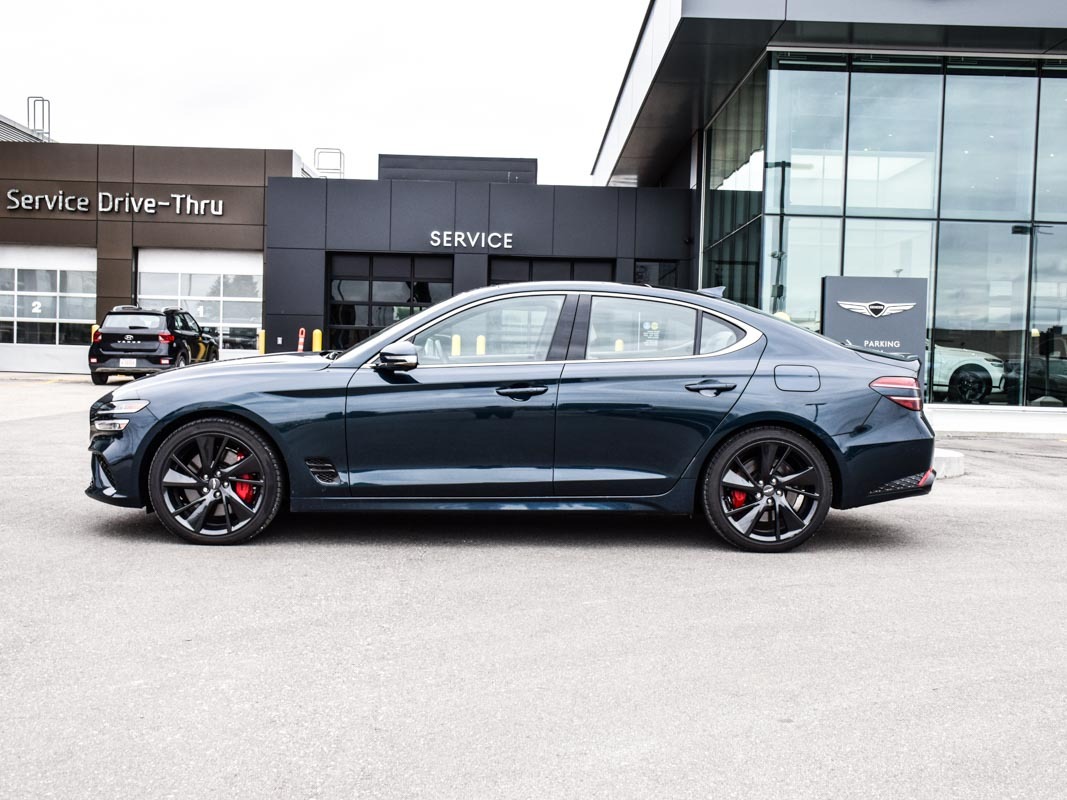 2023 Genesis G70