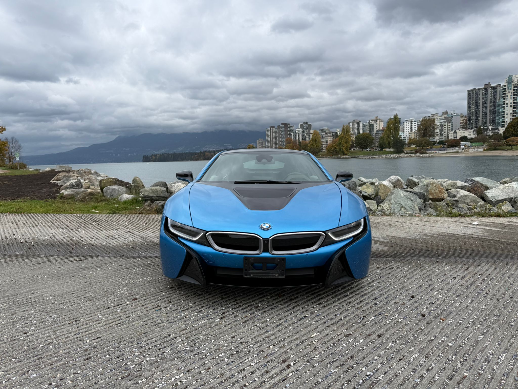 2015 BMW i8