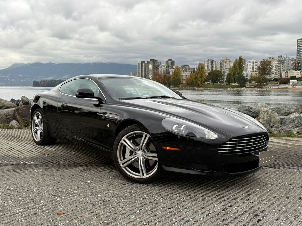 2010 Aston Martin DB9 excellent condition, no accident; low kms!!!, 温哥华, 全款车