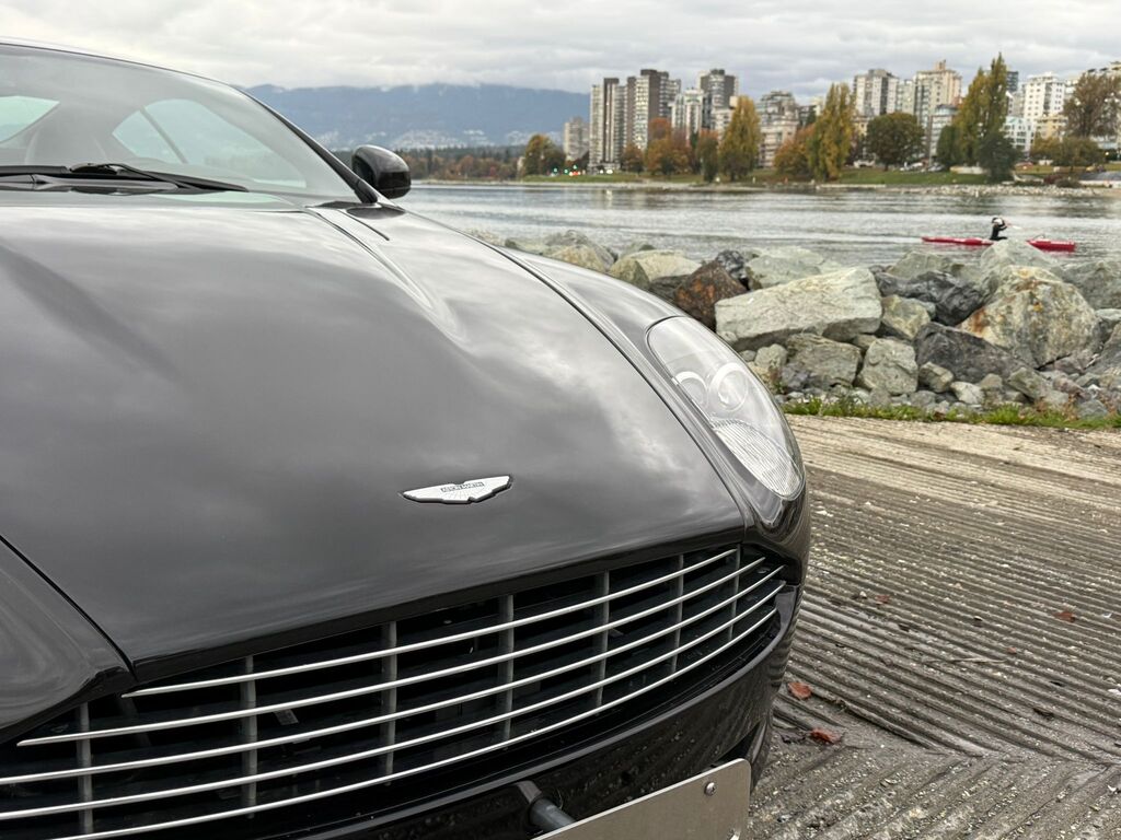2010 Aston Martin DB9 excellent condition, no accident; low kms!!!, 温哥华, 全款车