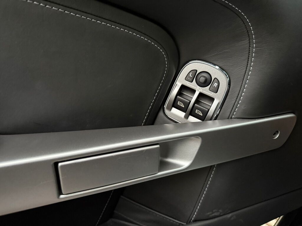 2010 Aston Martin DB9 excellent condition, no accident; low kms!!!, 温哥华, 全款车