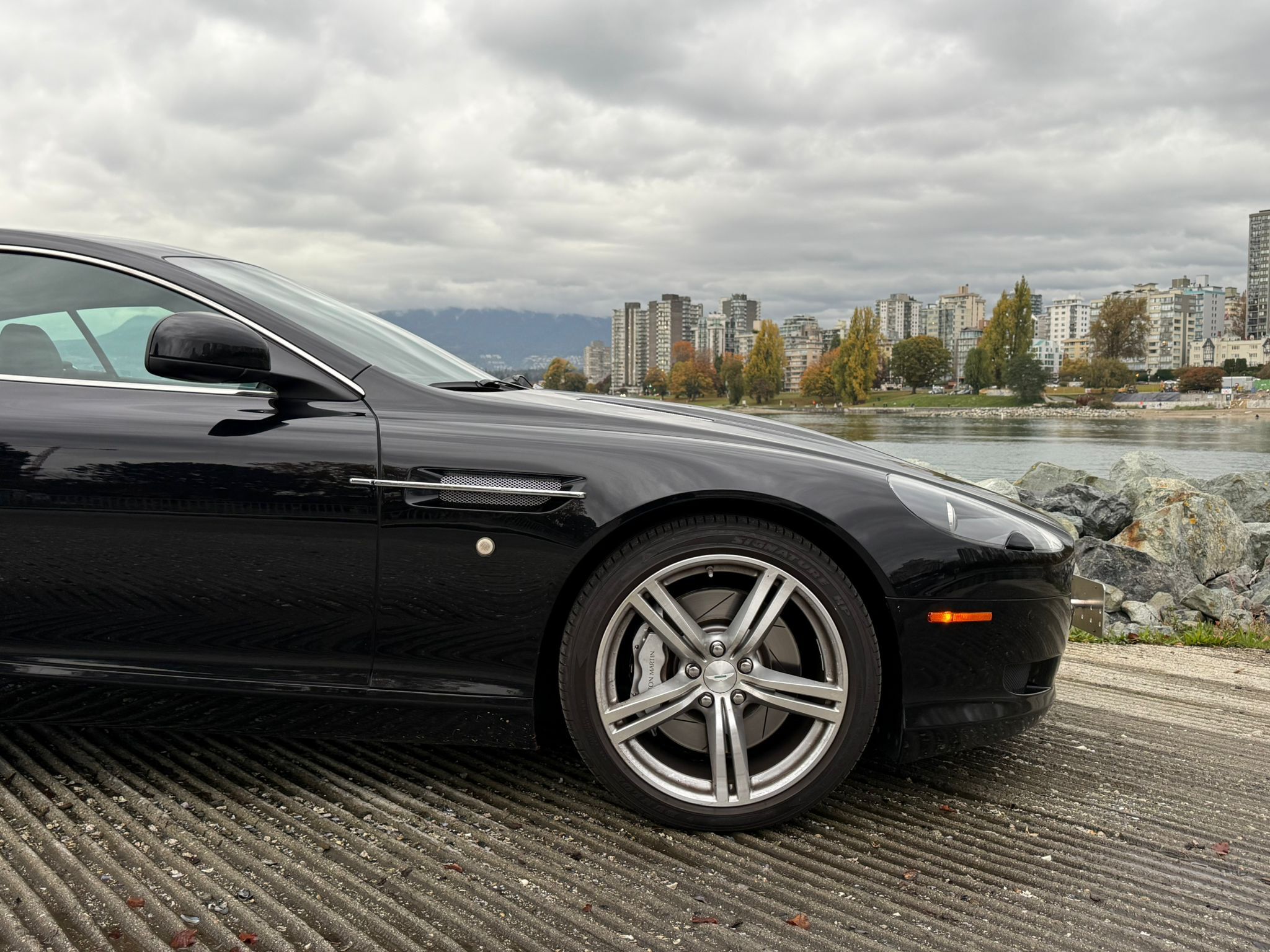 2010 Aston Martin DB9